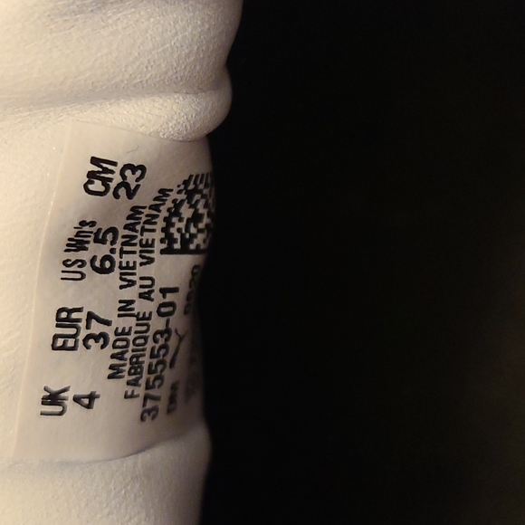 Womens puma sneakers size 6.5 - Picture 7 of 8